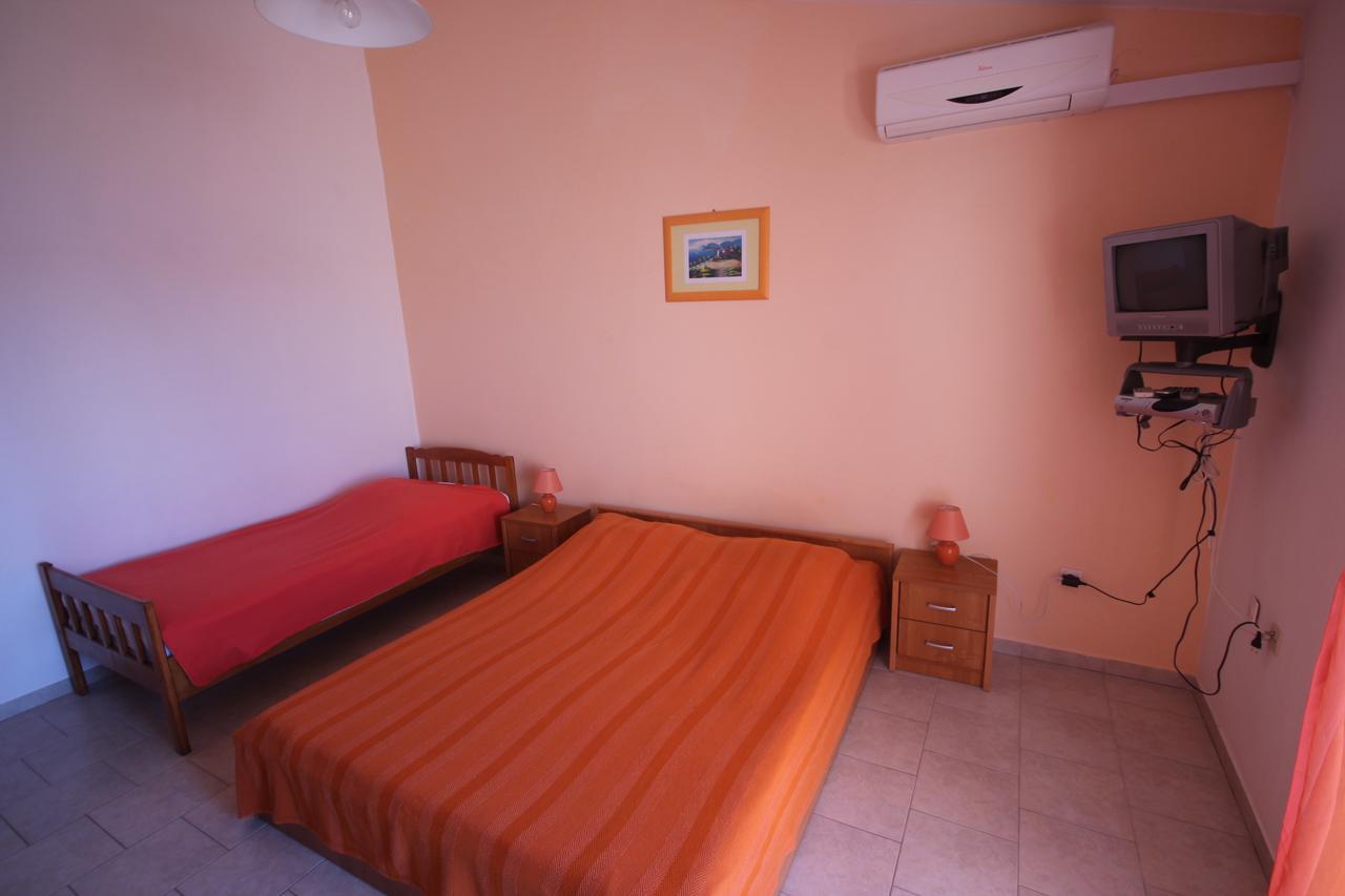 Apartments Njaco Razanac Ngoại thất bức ảnh